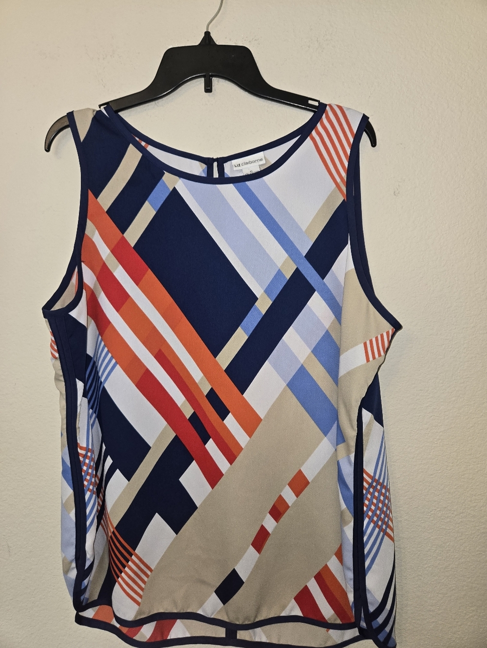 Liz Claiborne Navy Multi Geometric Sleeveless Top